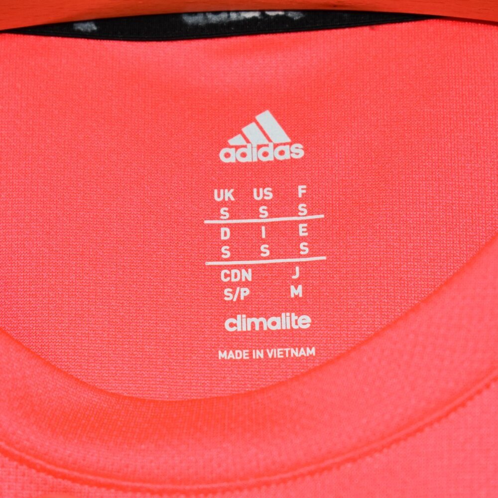 Adidas small athletic running shirt - Picture 3 of 3